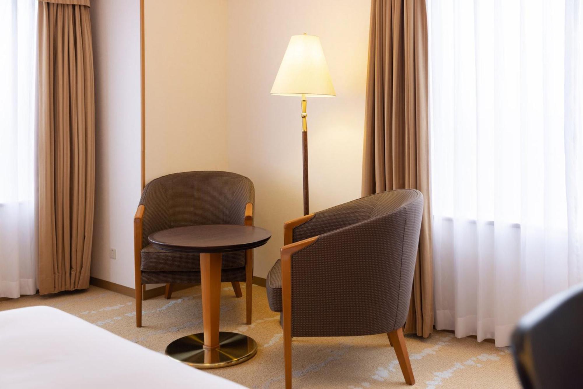 Hotel Ana Crowne Plaza Toyama By Ihg Exterior foto